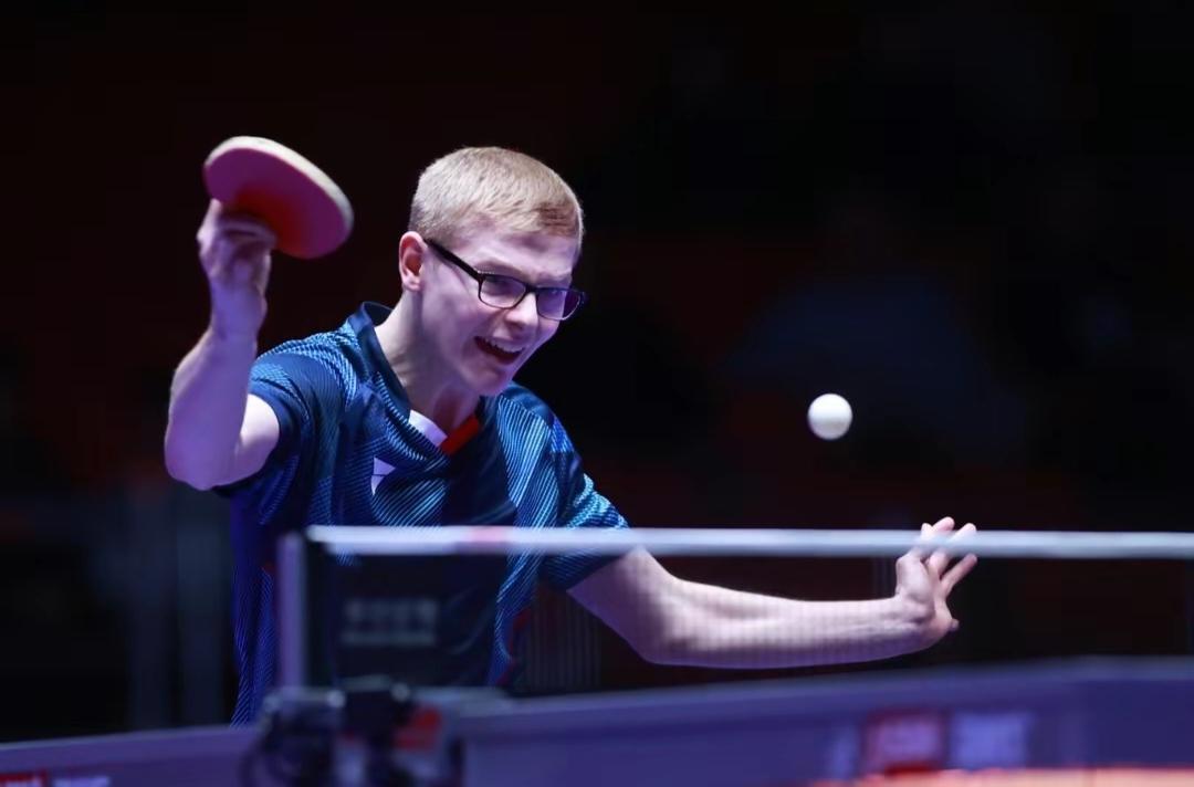 关于莱万多夫斯基新星晋级下一阶段表现突出，法国队前途光明！比赛高潮迭起的信息