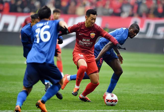 南宫28-关于赛前上海申花备战西甲；战术微调细节曝光；赛场秩序良好；高层口径保持一致的信息