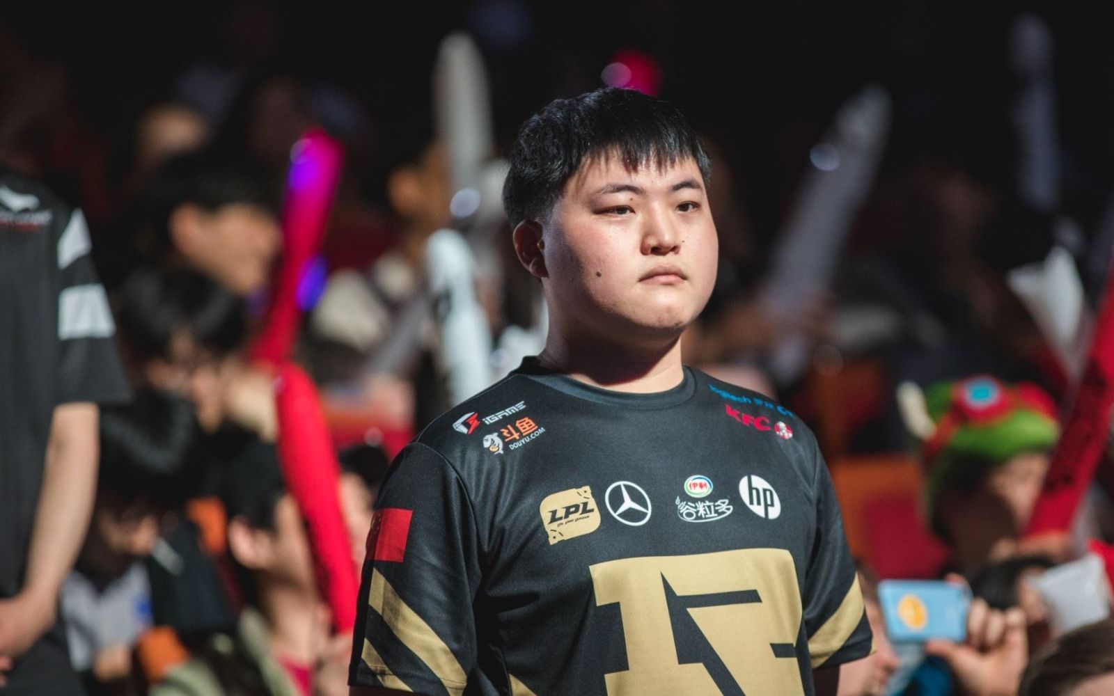 南宫娱乐-包含Uzi迎来二十赛季高光表现，瑞士队球迷沸腾！的词条